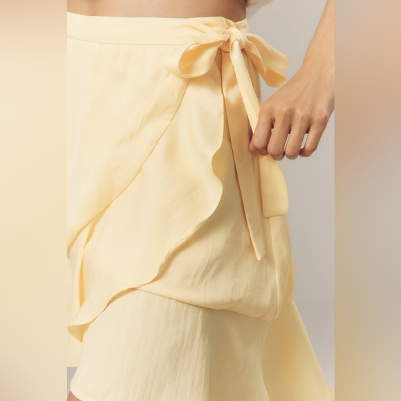 NWT Anthropologie Maeve Ruffle Mini Skirt Yellow.         16 - Picture 5 of 9